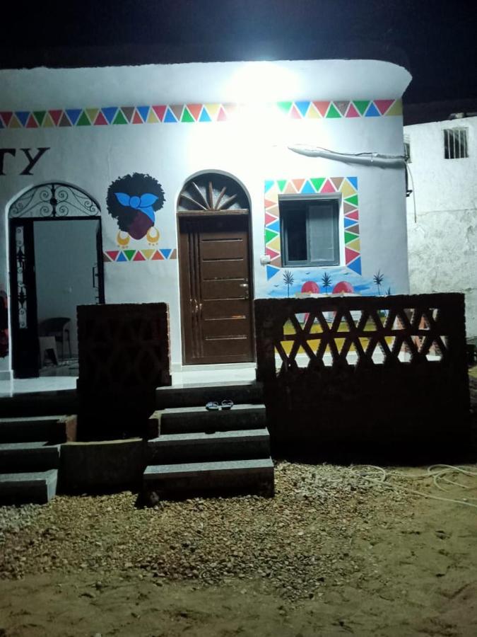 Onaty Narty Guest House Aswan Eksteriør billede